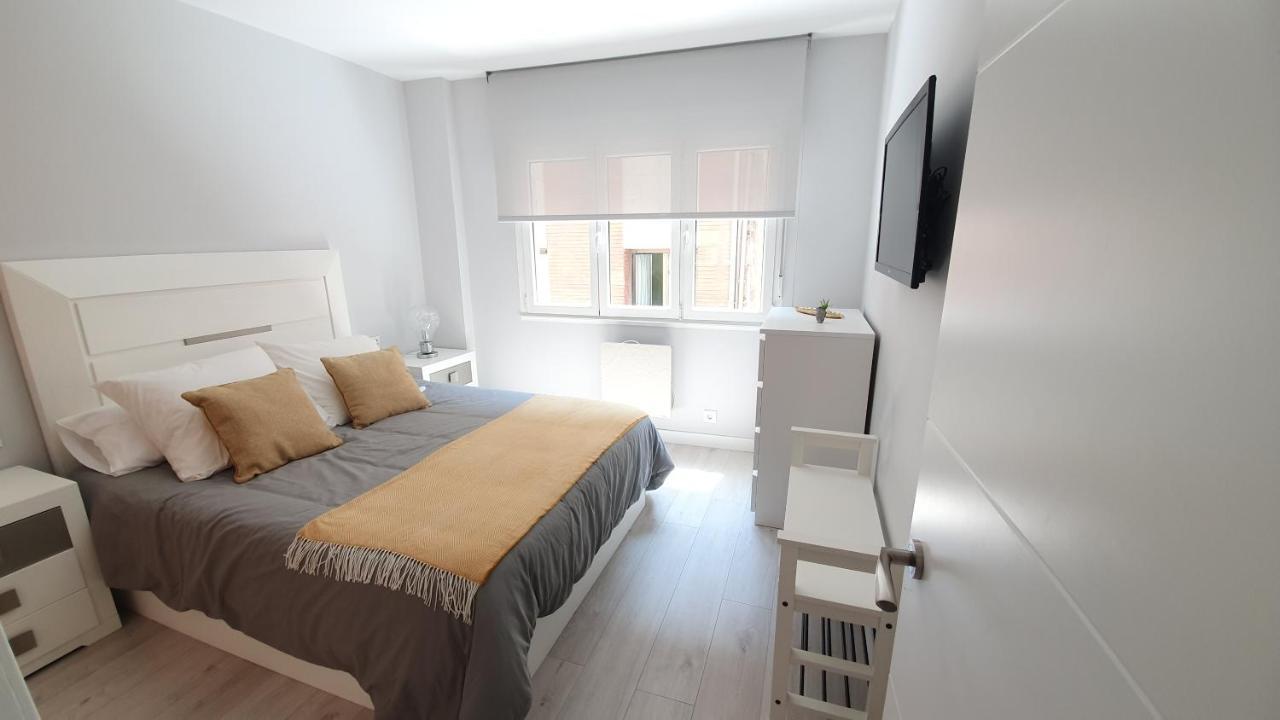 Centro-Puerto Deportivo Daire Gijón Dış mekan fotoğraf